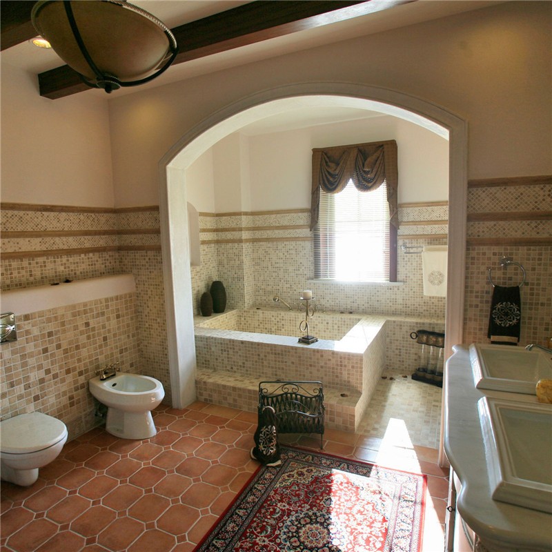 穩(wěn)重的東南亞風格110平米復(fù)式衛(wèi)生間裝修效果圖