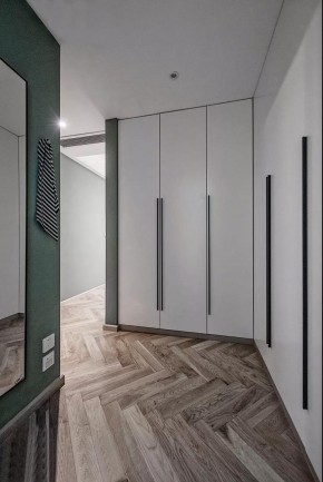 現代簡約風格四居室玄關裝修效果圖