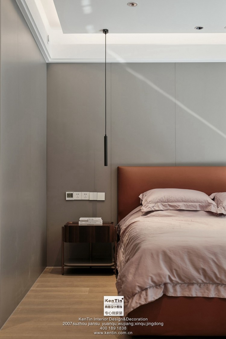 龍湖熙上現(xiàn)代簡(jiǎn)約風(fēng)格別墅臥室裝修實(shí)景圖