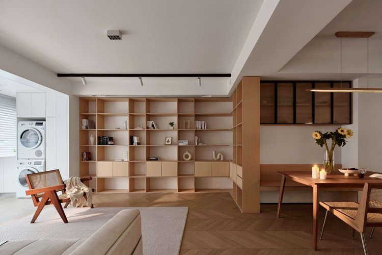 現代原木三居室裝修效果圖