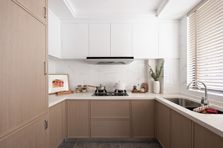 北歐原木風三居室廚房裝修效果圖