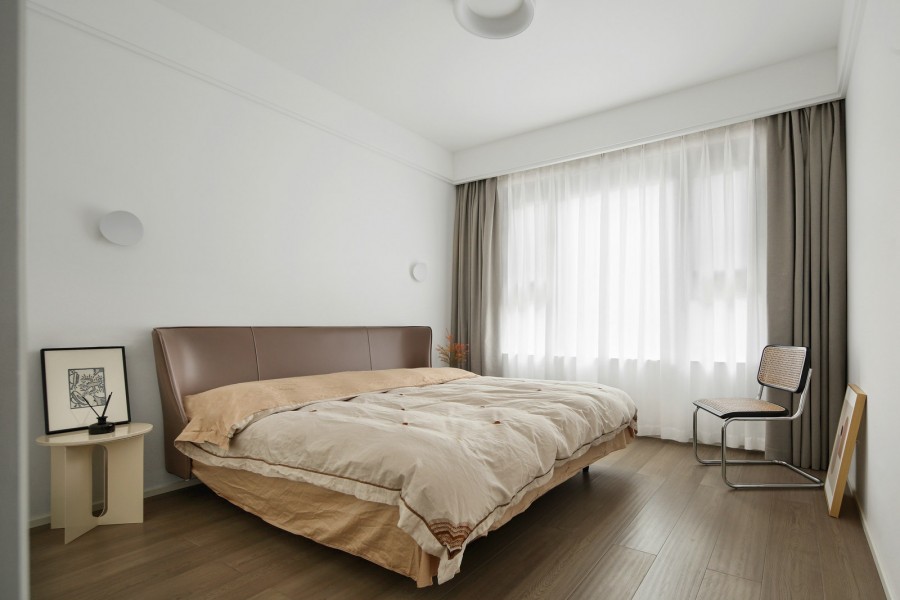 北歐原木風(fēng)三居室裝修臥室效果圖