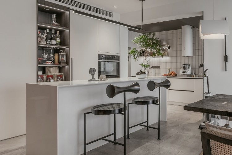 現代簡約小戶型裝修吧臺效果圖