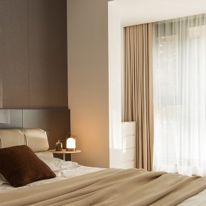 復試原木風臥室裝修效果圖