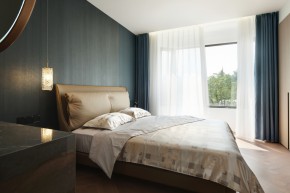 意式別墅臥室裝修效果圖