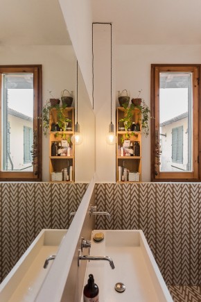 原木風小戶型衛生間裝修效果圖