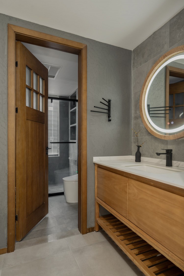 原木風(fēng)三居室衛(wèi)生間裝修效果圖