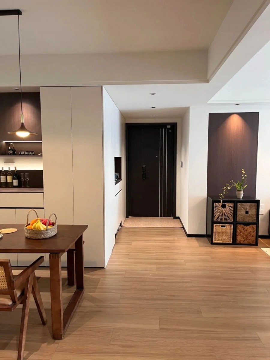 中古風兩居室玄關裝修效果圖